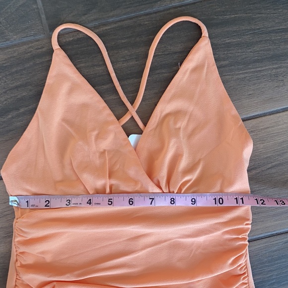 NWT bodycon mini dress - Picture 2 of 6